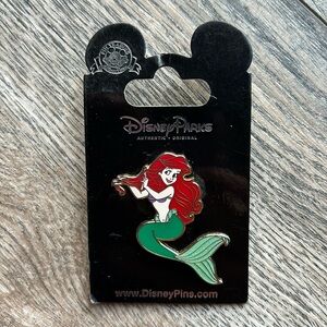 Disneypins glitter princess mermaid Ariel